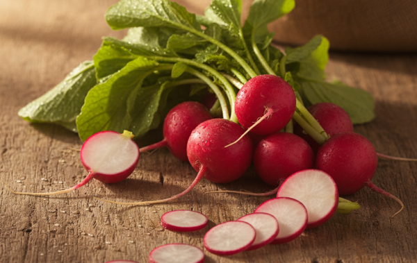 10 Health Benefits of Eating Fresh Radish Daily in Sri Lanka